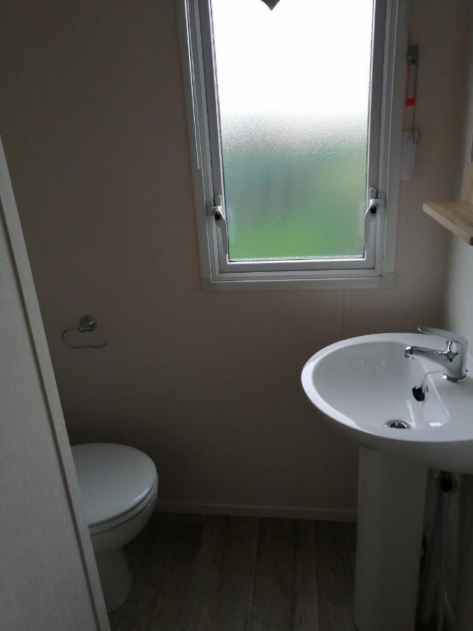 69R Seawick 2 Bedroom Caravan . New For 2022 Saint Osyth المظهر الخارجي الصورة