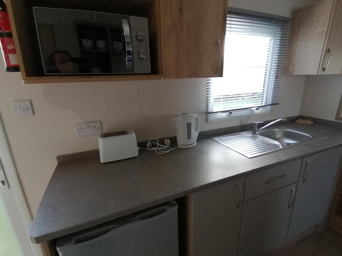 69R Seawick 2 Bedroom Caravan . New For 2022 Saint Osyth المظهر الخارجي الصورة