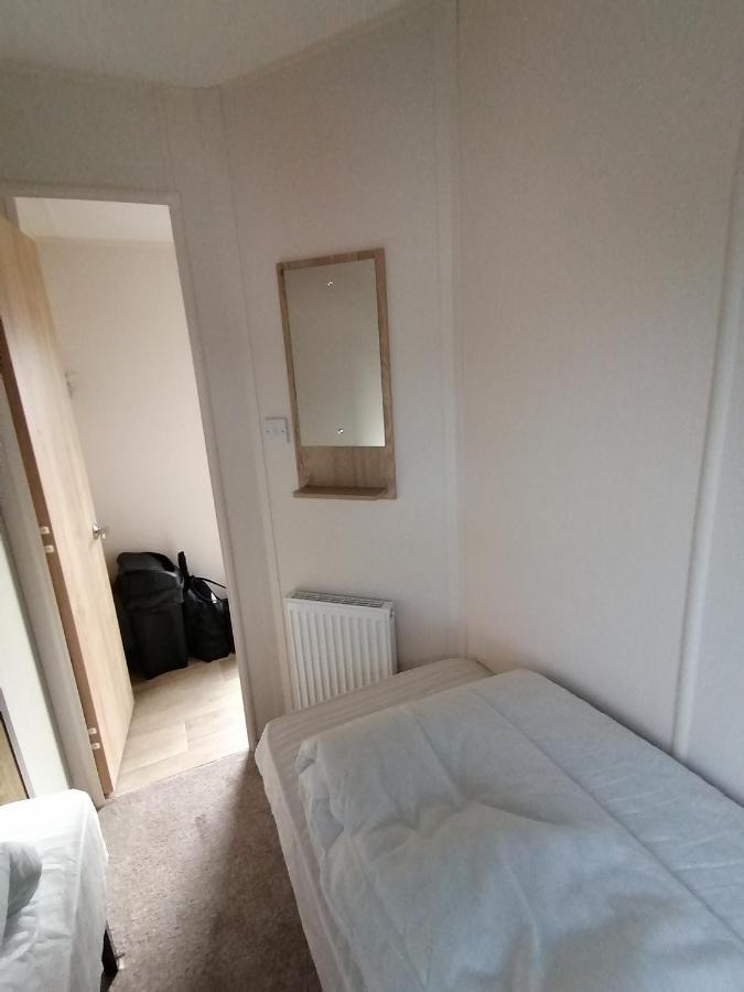 69R Seawick 2 Bedroom Caravan . New For 2022 Saint Osyth المظهر الخارجي الصورة